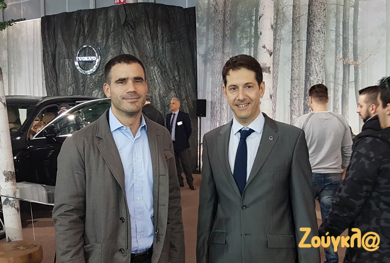 Ο Αλέξανδρος Σαρακάκης (αριστερά) με τον Αλέξανδρο Κωστήρογλου της Volvo