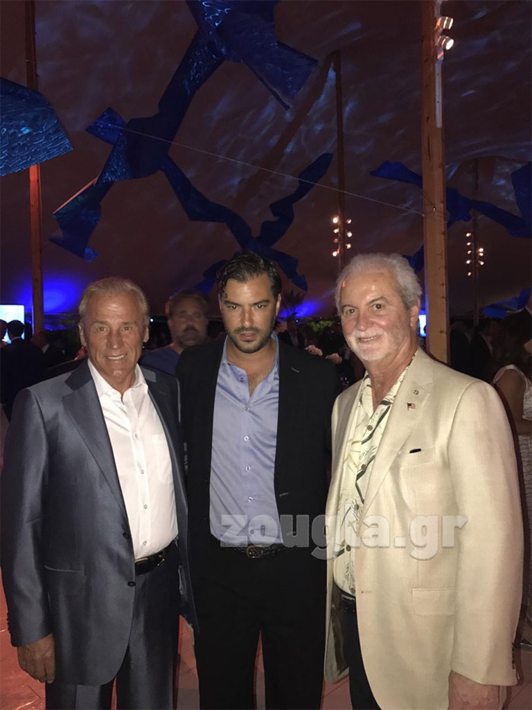 Από αριστερά διακρίνεται ο Dean Metropoulos, στη μέση ο Michael Pitsinos και δεξιά ο John Calamos