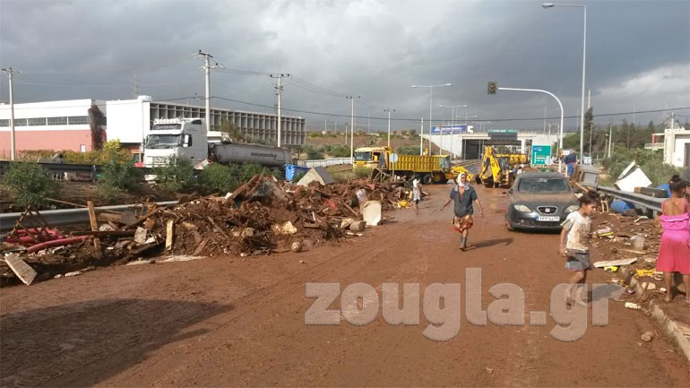 Συνολικά 1.421 αστυνομικοί έχουν διατεθεί, από τις 16 Νοεμβρίου, στη Μάνδρα και τη Νέα Πέραμο
