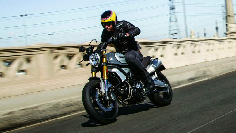 Ducati Scrambler 1100: Πάρτι ηλεκτρονικών σε ρετρό απόδοση