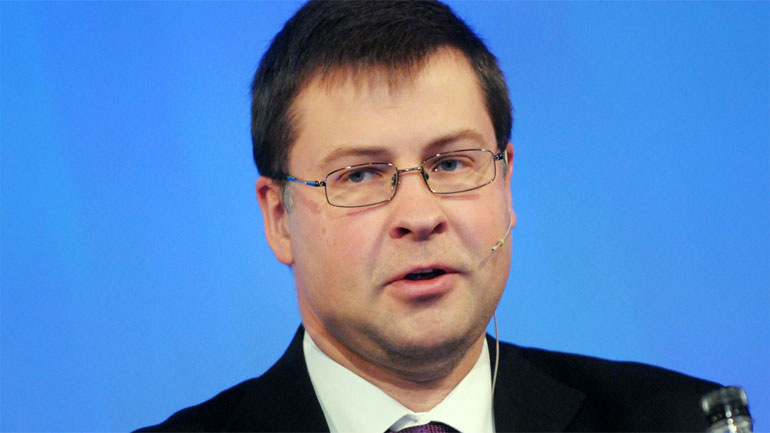 Ντομπρόβσκις: «Το ιταλικό δημόσιο χρέος αποτελεί μεγάλο κόστος για την οικονομία»