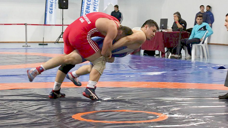 Πάλη: Πέμπτος στο Παγκόσμιο Πρωτάθλημα ο Ιωσηφίδης