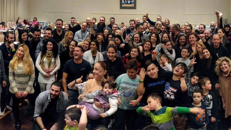 Οι Έλληνες «νεομετανάστες» της Αυστραλίας προσφέρουν χρήματα για τους πλημμυροπαθείς της Μάνδρας