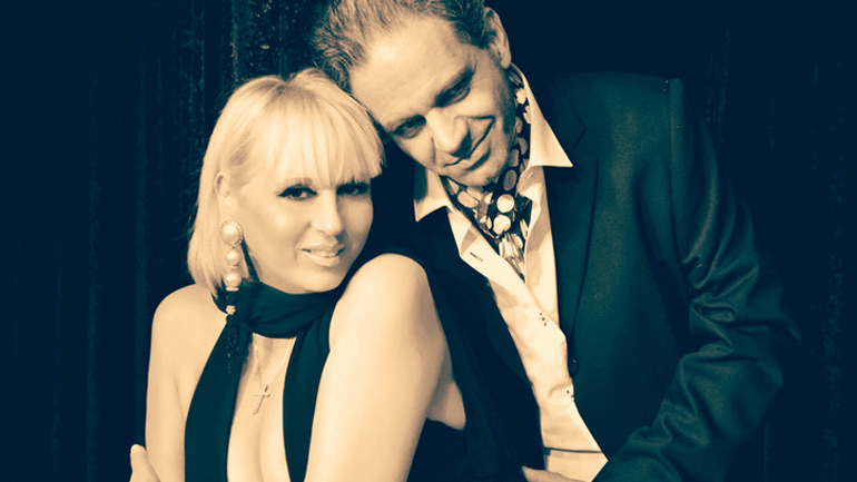 «Οι κούκλες μου, οι φιόγκοι μου, τα τακούνια μου» στο θέατρο Studio Κυψέλης