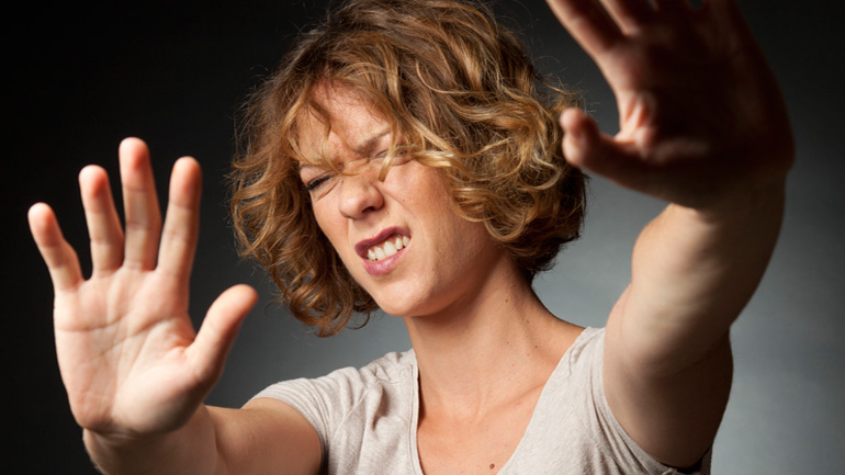 «Χωρίς Γλουτένη» για τέσσερις παραστάσεις στο Θέατρο Αθήναιον