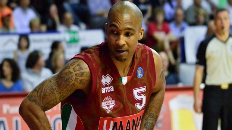 ΠΑΟΚ: Έφτασε στη Θεσσαλονίκη ο Φιλ Γκος