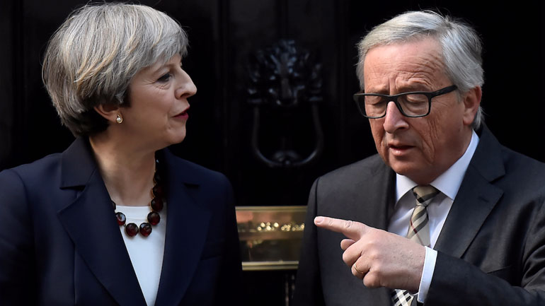 Τετ α τετ Γιούνκερ – Μέι στις 4 Δεκεμβρίου