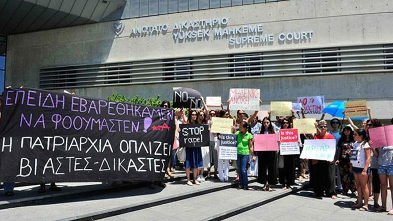 Κύπρος: Μία στις τρεις γυναίκες θα πέσει θύμα βίας