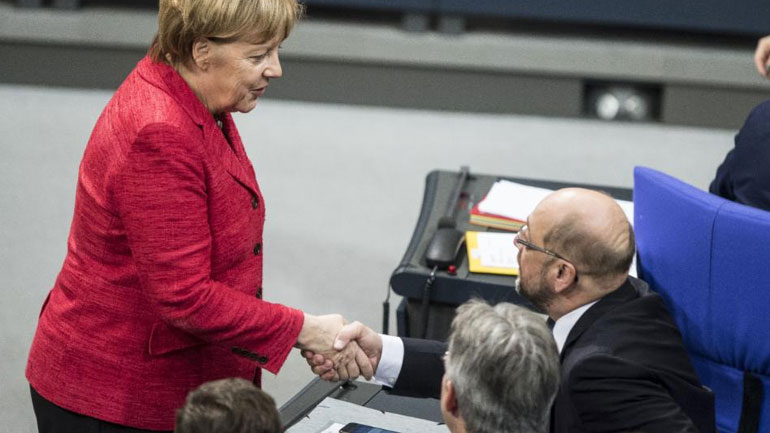 Bild: Κοινή συνάντηση με Μέρκελ, Σουλτς και Ζεεχόφερ θα έχει την επόμενη εβδομάδα ο Σταϊνμάιερ