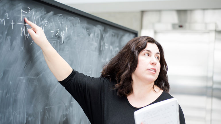 Η Ελληνίδα φυσικός Ασημίνα Αρβανιτάκη στη διοίκηση του νέου Κέντρου για το Σύμπαν του Ινστιτούτου Perimeter