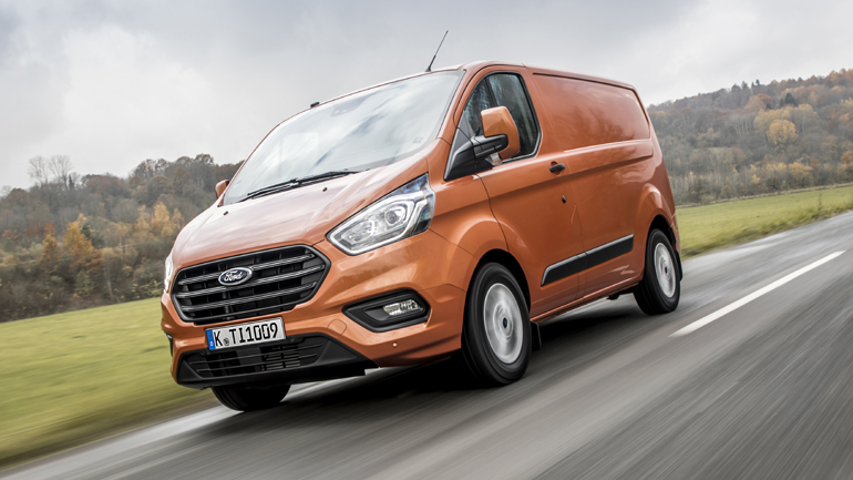 Η συμπεριφορά του στον δρόμο είναι εφάμιλλη ενός επιβατικού