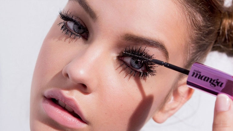 Tips and tricks για να φαίνονται πιο μεγάλες και πυκνές οι βλεφαρίδες σου