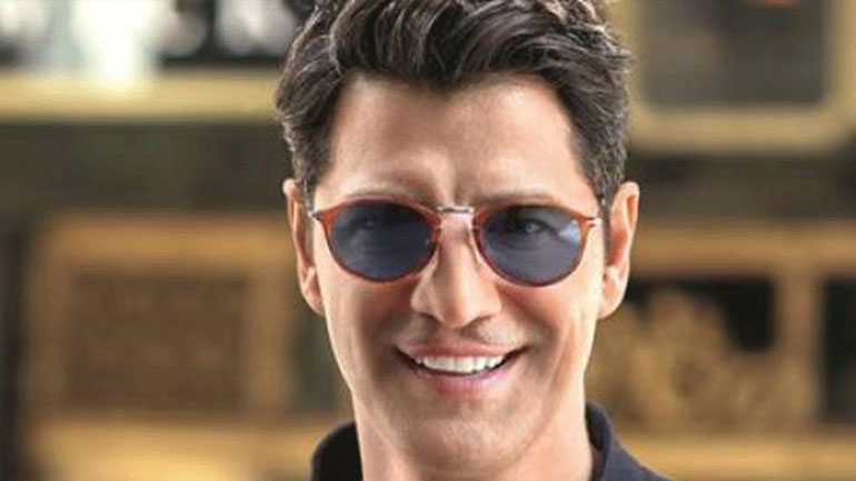 Σάκης Ρουβάς – Μπάμπης Στόκας: Μαζί στην ίδια σκηνή στο πιο ανατρεπτικό μουσικό πρόγραμμα!