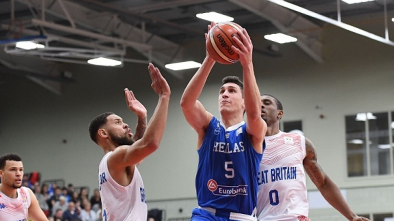 Λαρεντζάκης: «Έπρεπε να νικήσουμε. Η φανέλα έχει ιστορία»