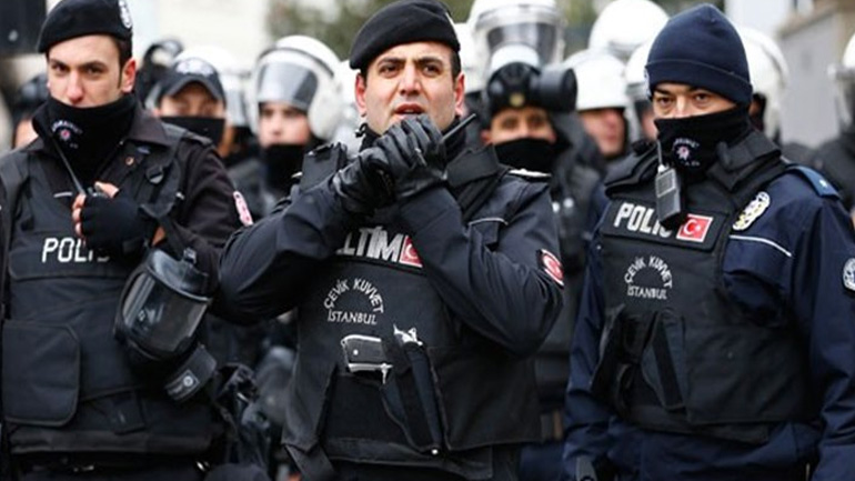 Συνελήφθη ακαδημαϊκός σε έρευνες κατά του PKK