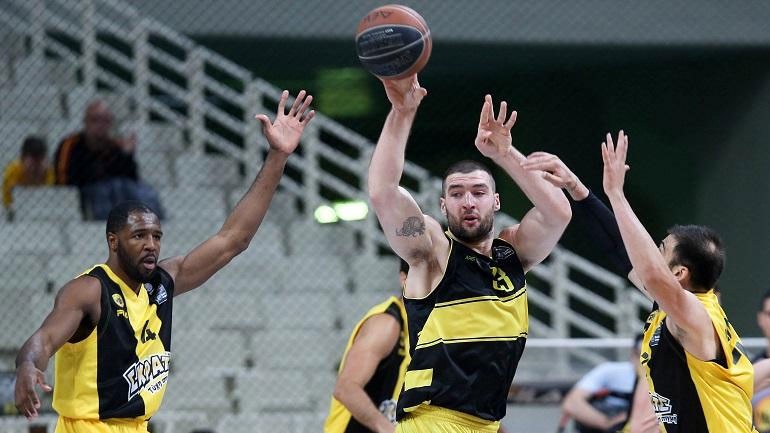 Καββαδάς: «Η ΑΕΚ απέδειξε πως με θέλει πολύ»