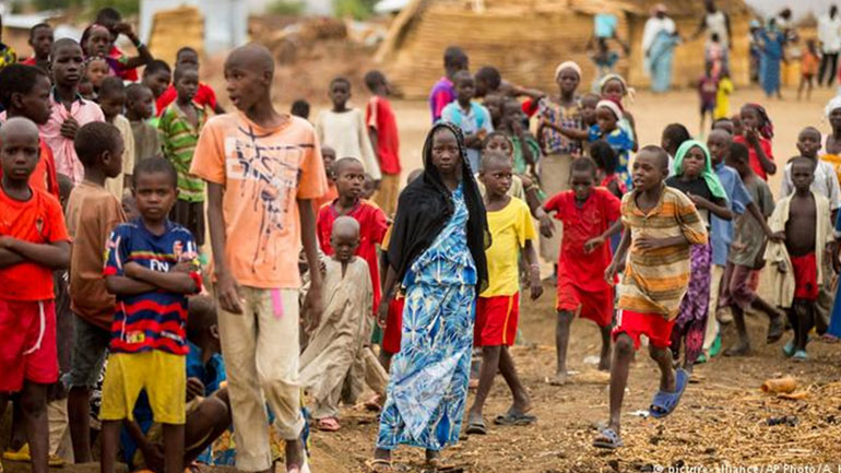 Πρωτοβουλία Μακρόν για το προσφυγικό