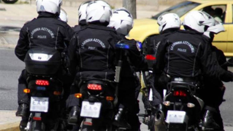 Σοβαρό τροχαίο στη Λεωφόρο Νάτο – Τραυματίστηκαν τέσσερις αστυνομικοί της ΔΙ.ΑΣ.