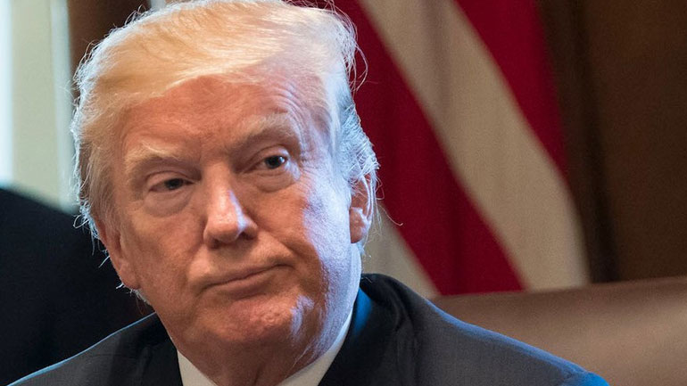 ΗΠΑ: Δύο Ρεπουμπλικάνοι γερουσιαστές αφήνουν να εννοηθεί πως ίσως καταψηφίσουν το φορολογικό νομοσχέδιο