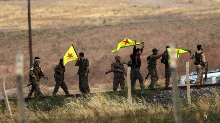 ΗΠΑ: Το Πεντάγωνο εξετάζει «τροποποιήσεις» στον εξοπλισμό των Κούρδων της Συρίας