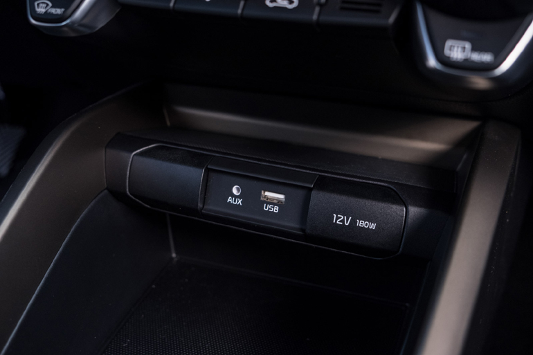 Θύρες USB, Aux που όλοι θέλουν να έχουν στο αυτοκίνητό τους 