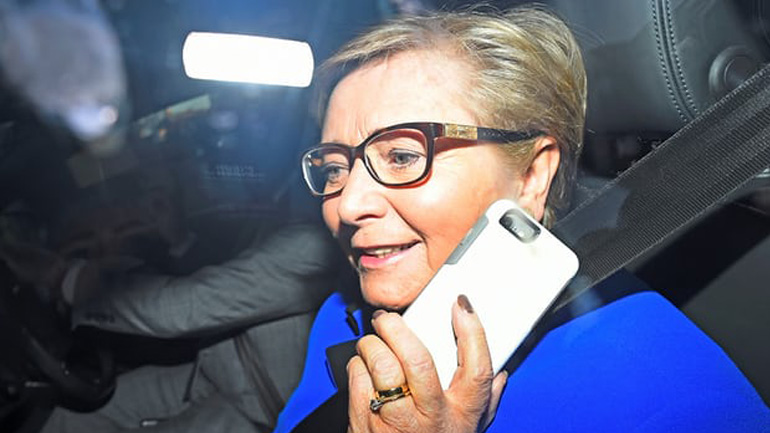 Ιρλανδία: Παραιτήθηκε η αντιπρόεδρος της κυβέρνησης