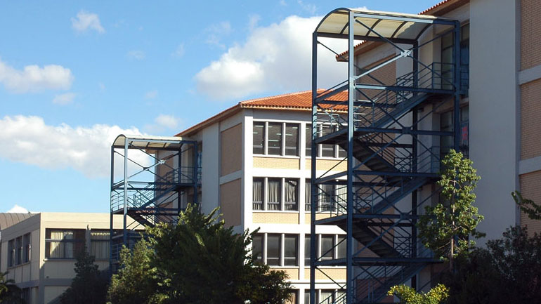 Πρόσληψη 100 ωρομισθίων καθηγητών στο ΤΕΙ Αθήνας