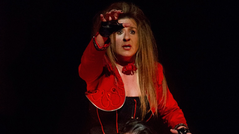 Τελευταίες παραστάσεις για τη «StringΛα» στο Θέατρο Αυλαία