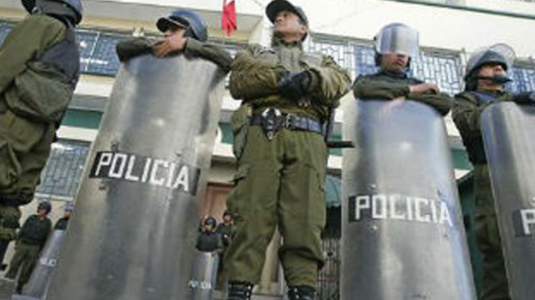 Βενεζουέλα: Συνελήφθησαν ο πρώην υπ. Πετρελαίου και ο πρώην διευθυντής της κρατικής πετρελαϊκής εταιρείας