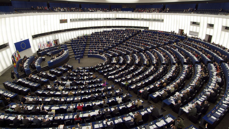 Ευρωκοινοβούλιο: «Μπλόκο» στις εξαγωγές όπλων στη Σαουδική Αραβία