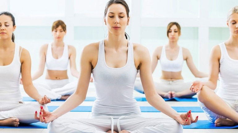 Η yoga καταπολεμά την αϋπνία!