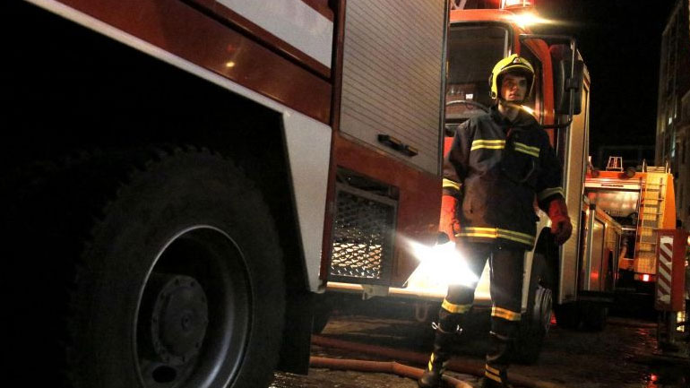 Πρέβεζα: Αποκολλήθηκε κομμάτι από το βουνό στην Άνω Ράχη – Εγκλωβίστηκαν άνθρωποι και παρασύρθηκαν αυτοκίνητα