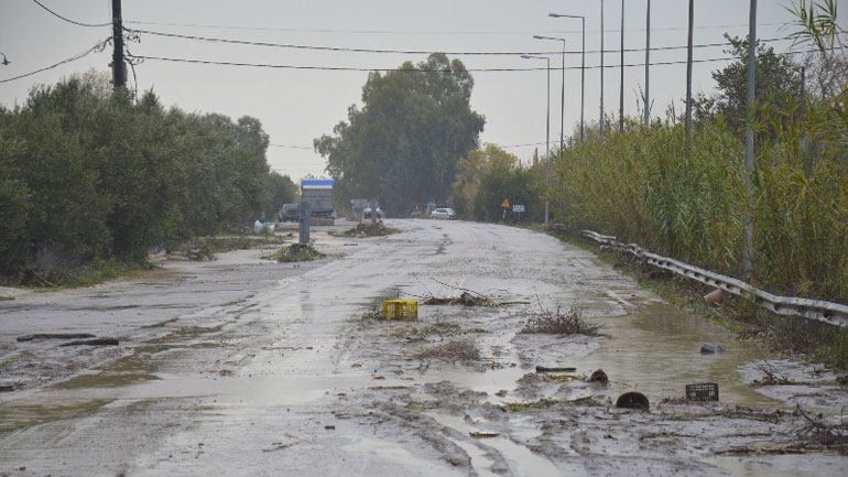 Κομμένη στα δυο η Αιτωλοακαρνανία από την κακοκαιρία Κομμένη στα δυο η Αιτωλοακαρνανία από την κακοκαιρία