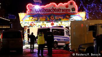 Η χριστουγεννιάτικη αγορά στο Πότσνταμ είχε εκκενωθεί αρχικά από τις αστυνομικές δυνάμεις