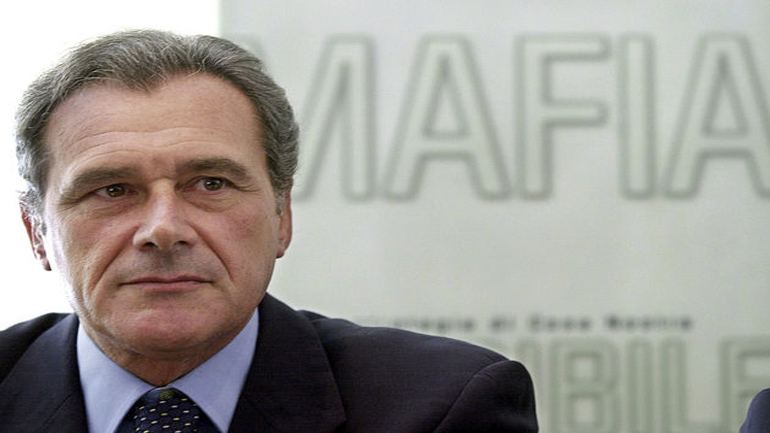 Ο Πιέτρο Γκράσο επικεφαλής της ιταλικής Αριστεράς στην Γερουσίας Ο Πιέτρο Γκράσο επικεφαλής της ιταλικής Αριστεράς στην Γερουσίας