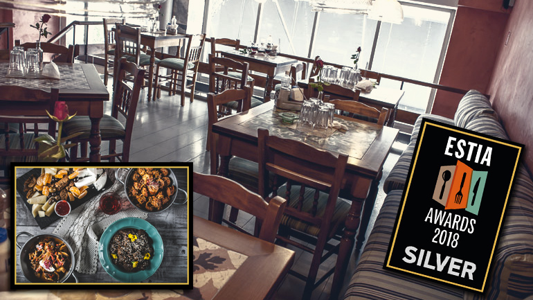 Το «Μάνας Κουζίνα Κουζίνα» στην πλατεία Αγίας Ειρήνης ανάμεσα στα «best of» της ελληνικής εστίασης