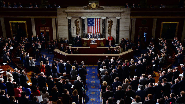 ΗΠΑ: «Μάρτυρας-κλειδί» στέλεχος του FBI καταθέτει στο Κογκρέσο