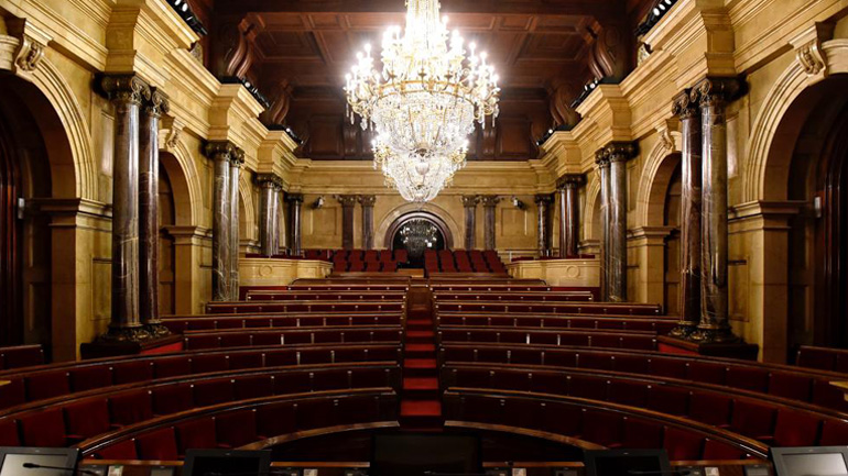 Καταλονία – Δημοσκόπηση: Τα κόμματα υπέρ της ανεξαρτησίας θα χάσουν την πλειοψηφία στις εκλογές