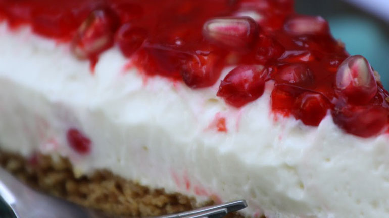 Υπέροχη τάρτα σοκολάτας με ρόδια