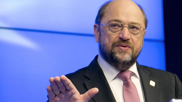 Υπέρ της εισαγωγής φόρου χρηματοοικονομικών συναλλαγών ο Μ. Σουλτς