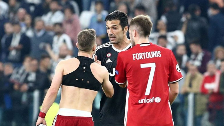 Ο Ολυμπιακός θα τιμήσει τον Μπουφόν