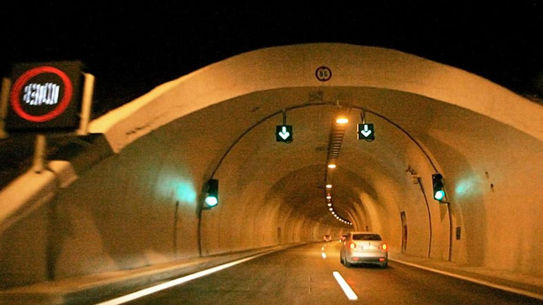 Κυκλοφοριακές ρυθμίσεις στις σήραγγες Αγ. Κωνσταντίνου και Καμένων Βούρλων