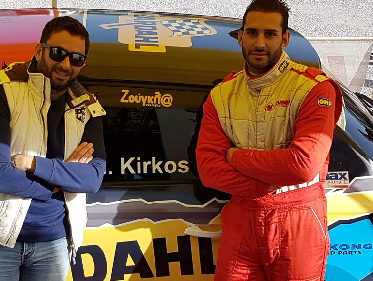 To zougla.gr ήταν φέτος δίπλα στο Μίλτο Κύρκο