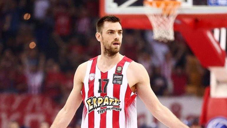 Ολυμπιακός: Ακολούθησε μέρος της προπόνησης ο Μάντζαρης