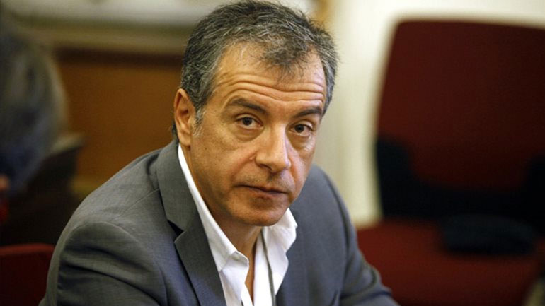 Το σχόλιο του Στ. Θεοδωράκη για τη σημερινή διαμαρτυρία των νησιωτών του Αιγαίου για τους πρόσφυγες