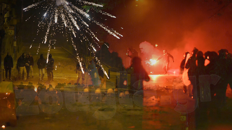 Μολότοφ και πετροπόλεμος στα Εξάρχεια