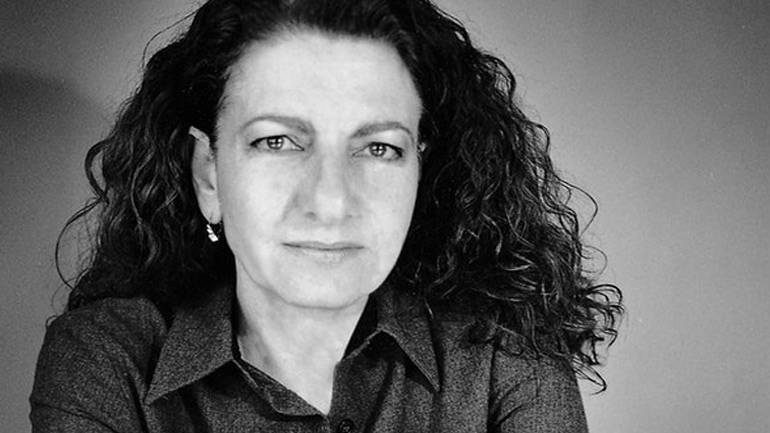 H Ρέα Γαλανάκη παρουσιάζει το νέο της βιβλίο «Δύο γυναίκες, δύο θεές»