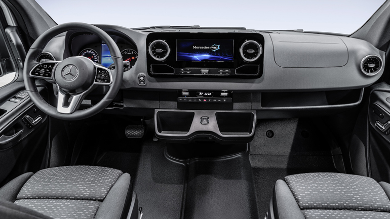 Ανεβαίνει επίπεδο το Mercedes Sprinter