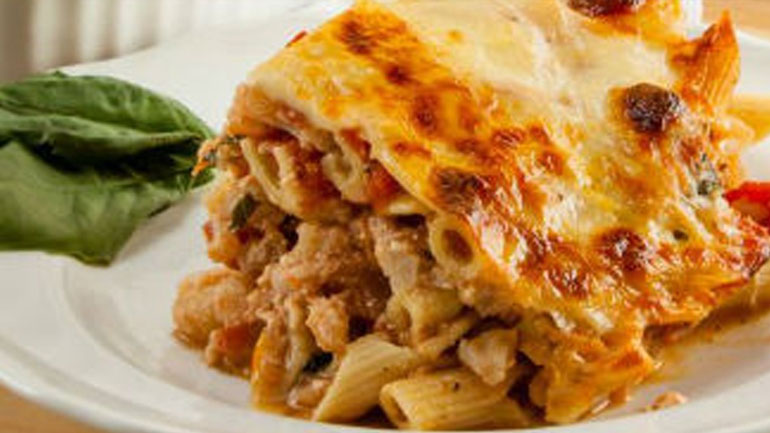 Πέννες με κιμά στο φούρνο