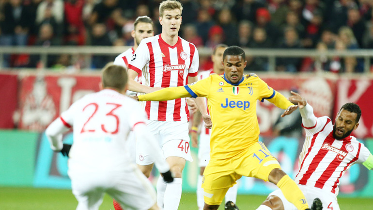 Αποχαιρετισμός Ολυμπιακού με λεβέντικη κακομοιριά